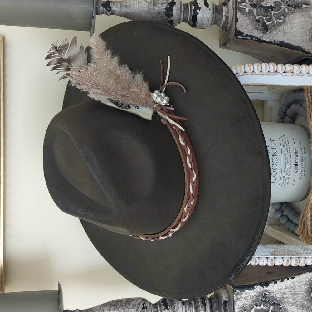 Western Style Hat - Picture 2 of 10